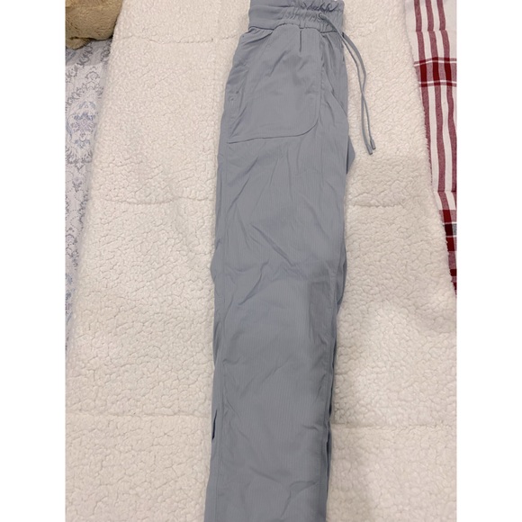Grey lululemon dance studio cropped pants - Picture 1 of 4